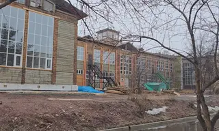 Третий подрядчик определён для завершения капремонта Дома спорта Ленком в Братске